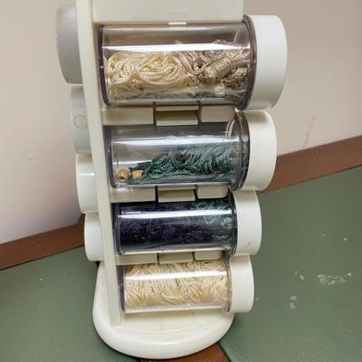 Sew Many Buttons! Zippers, Velcro & More (BO-SS)