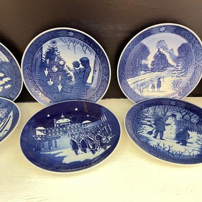 Big Lot Vintage Bing & Grondahl Christmas Plates
