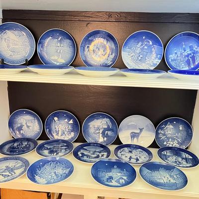 Big Lot Vintage Bing & Grondahl Christmas Plates