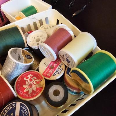 Plastic Spool Holders & Misc. Thread (BD-JS)