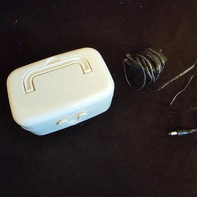 Plastic Spool Holders & Misc. Thread (BD-JS)