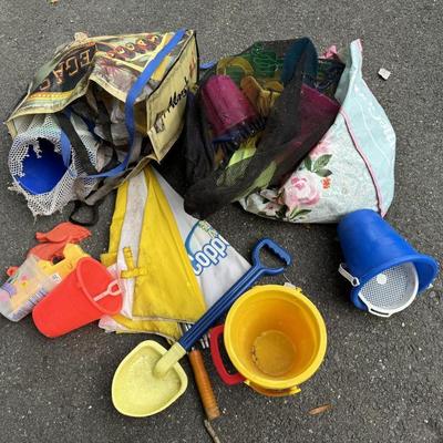 Beach Sand Toys/Buckets