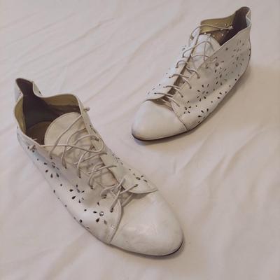 Miscellaneous Vintage Accessories (GBC-BBL)