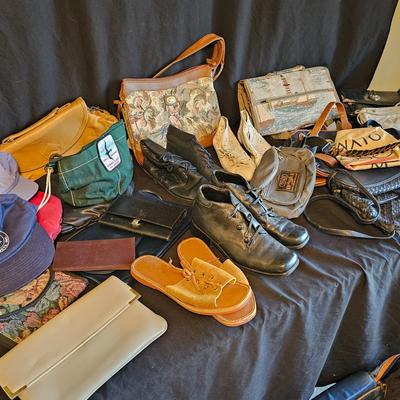 Miscellaneous Vintage Accessories (GBC-BBL)