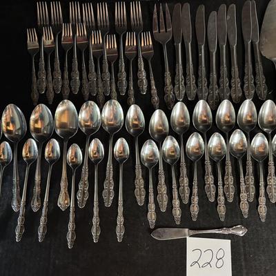 Flatware Set