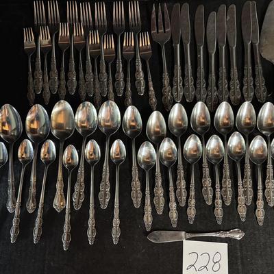Flatware Set
