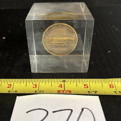 Spirit of 76 Paperweight
