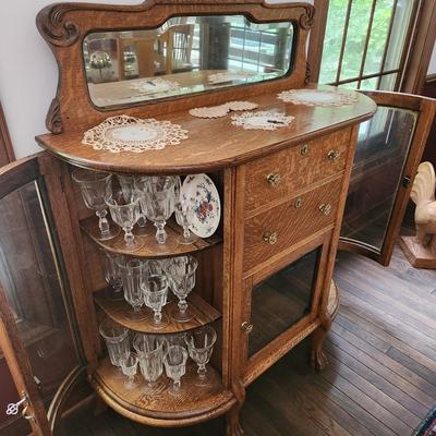 Antique Oak Sideboard Buffet Curved Glass Side Doors Beveled Mirror Carved Feet on Casters 40x16x50