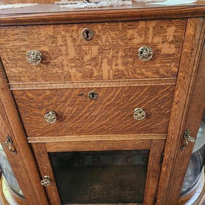 Antique Oak Sideboard Buffet Curved Glass Side Doors Beveled Mirror Carved Feet on Casters 40x16x50