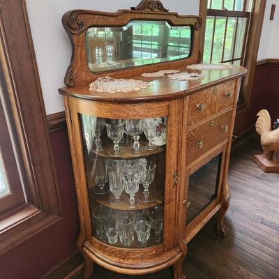 Antique Oak Sideboard Buffet Curved Glass Side Doors Beveled Mirror Carved Feet on Casters 40x16x50