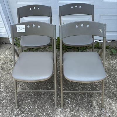 Folding Chair Set