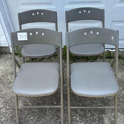 Folding Chair Set