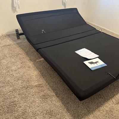 Adjustable Massage. Bed Base Queen