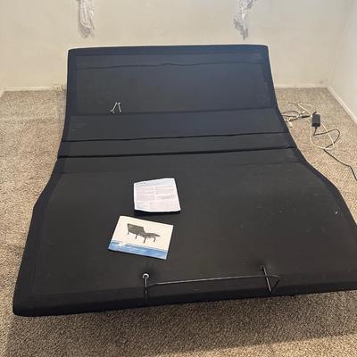 Adjustable Massage. Bed Base Queen