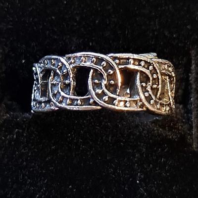 Fashion Ring
