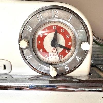1950's O'Keefe and Merritt Gas Stove - Fully Restored and Fully Functional