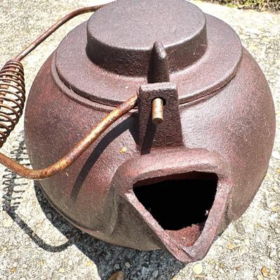 Vintage Cast Iron Clothing Iron and Tea Kettle