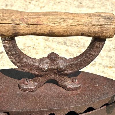 Vintage Cast Iron Clothing Iron and Tea Kettle