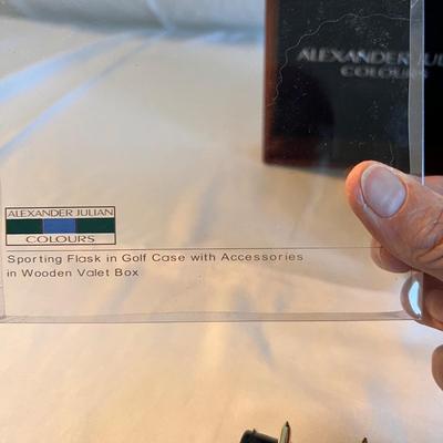 Ash Creek Trading & Tommy Hilfiger Leather Wallets & Flask (LR-RG)