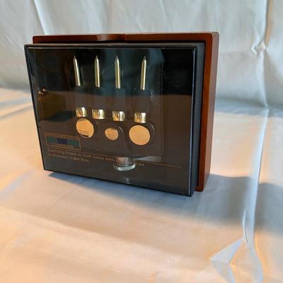 Ash Creek Trading & Tommy Hilfiger Leather Wallets & Flask (LR-RG)