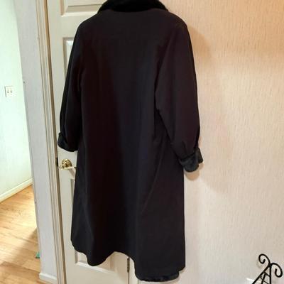 St. John Coats & More (PC-BM)