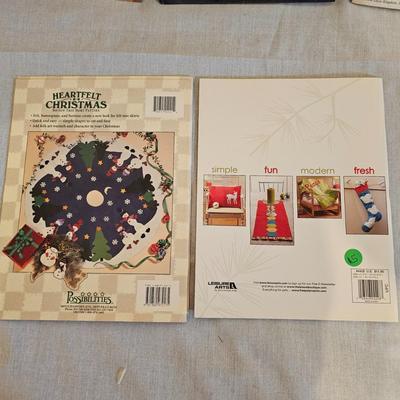 Christmas Crafting Books & Patterns (BD-JS)