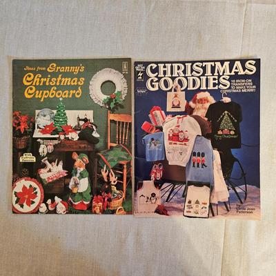 Christmas Crafting Books & Patterns (BD-JS)