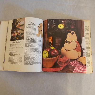 Christmas Crafting Books & Patterns (BD-JS)