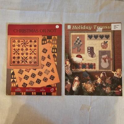 Christmas Crafting Books & Patterns (BD-JS)