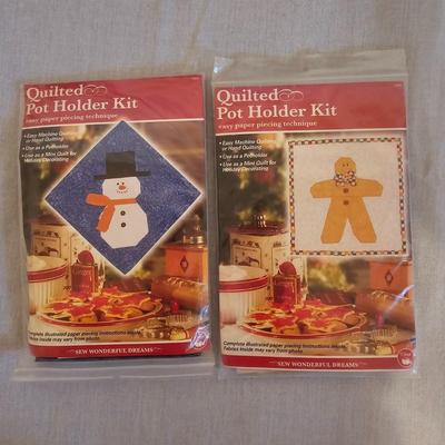 Christmas Crafting Books & Patterns (BD-JS)