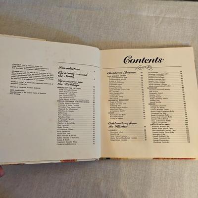 Christmas Crafting Books & Patterns (BD-JS)