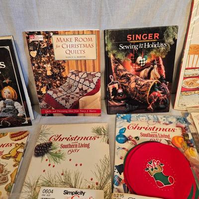 Christmas Crafting Books & Patterns (BD-JS)