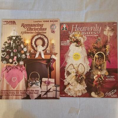 Christmas Crafting Books & Patterns (BD-JS)