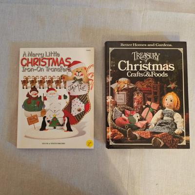 Christmas Crafting Books & Patterns (BD-JS)