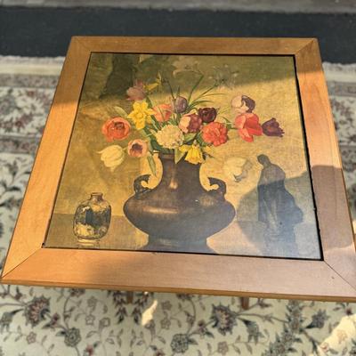 Pretty floral folding table