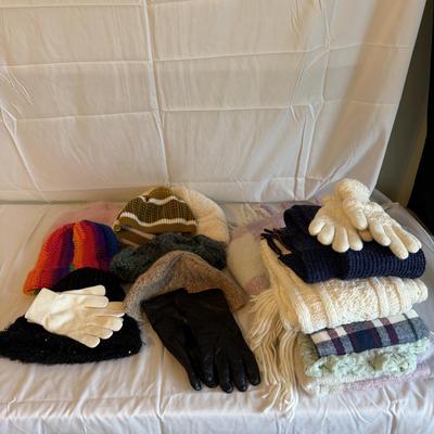 Winter Scarves, Hats, and Gloves (PB-BM)