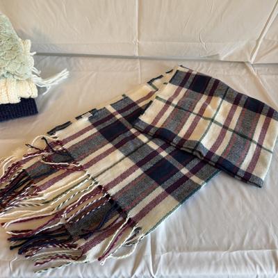 Winter Scarves, Hats, and Gloves (PB-BM)