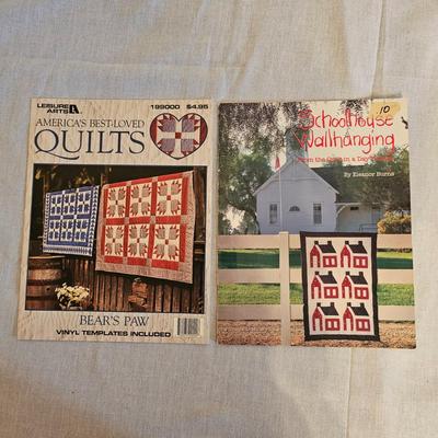 Applique, Iron On, Patterns & Baby Bibs (BD-JS)