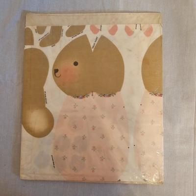 Applique, Iron On, Patterns & Baby Bibs (BD-JS)