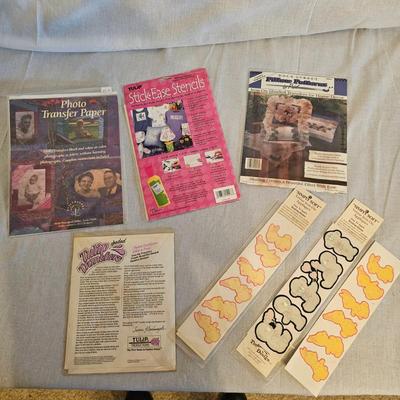 Applique, Iron On, Patterns & Baby Bibs (BD-JS)