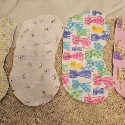 Applique, Iron On, Patterns & Baby Bibs (BD-JS)