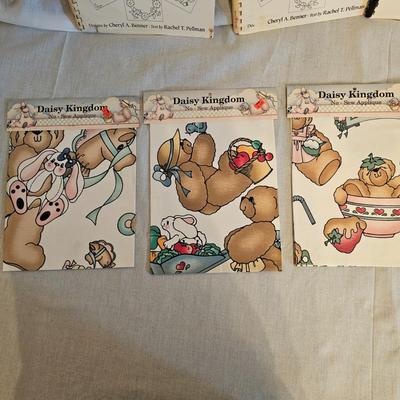 Applique, Iron On, Patterns & Baby Bibs (BD-JS)