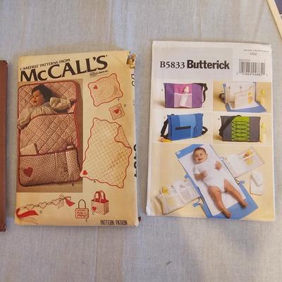 Applique, Iron On, Patterns & Baby Bibs (BD-JS)