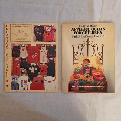 Applique, Iron On, Patterns & Baby Bibs (BD-JS)