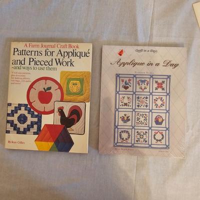 Applique, Iron On, Patterns & Baby Bibs (BD-JS)