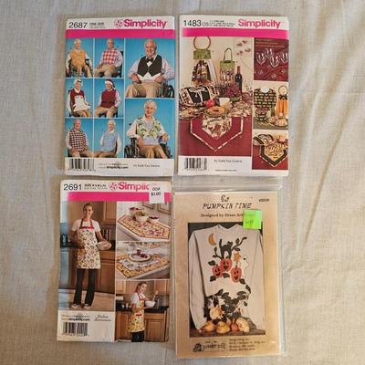 Books/Patterns For Home Decor, Handbags & More (BD-JS)