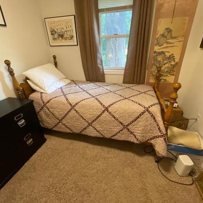 Wood twin bed