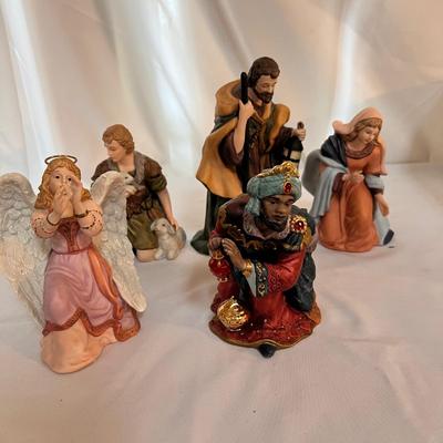 Studio 56 & Kirkland Porcelain Nativity Sets Plus More (L-RG)