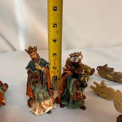 Studio 56 & Kirkland Porcelain Nativity Sets Plus More (L-RG)