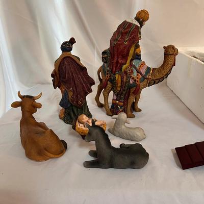 Studio 56 & Kirkland Porcelain Nativity Sets Plus More (L-RG)